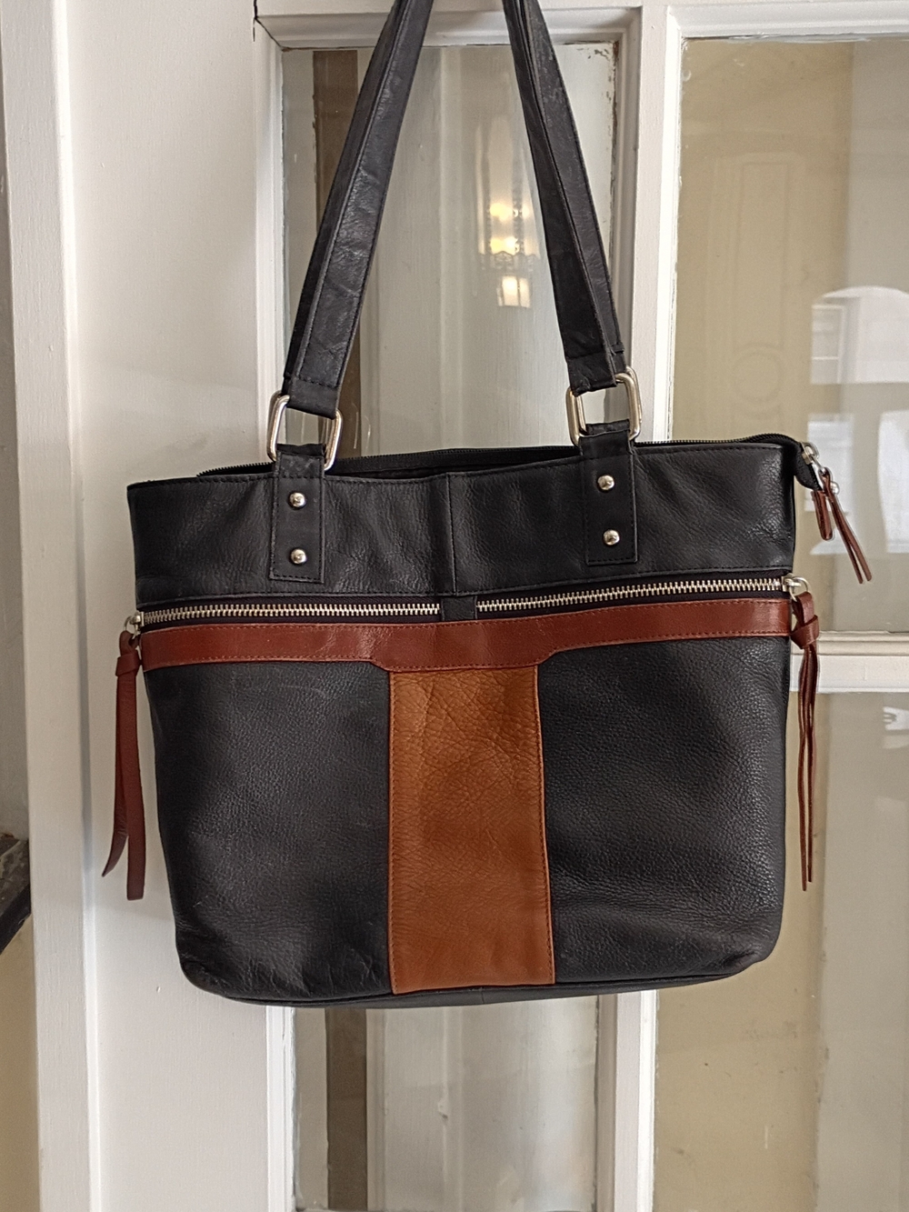 Great American Leatherworks Black and Brown Leather Shoulder Tote